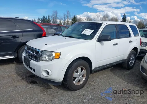 2012 Ford Escape Xls z USA, uszkodzony, nr VIN 1FMCU0C72CKA38988